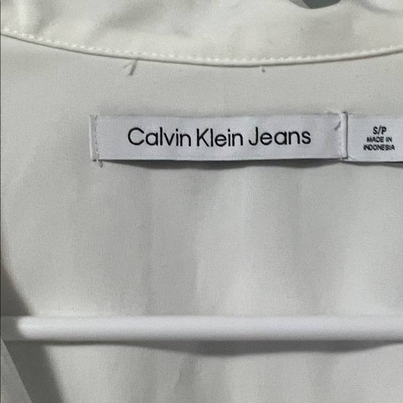 🤍 Calvin Klein Classic White Shirt – Size Small - Bundle & Save - Picture 6 of 12